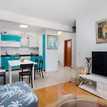 Fiorideligi 아파트 마카르스카